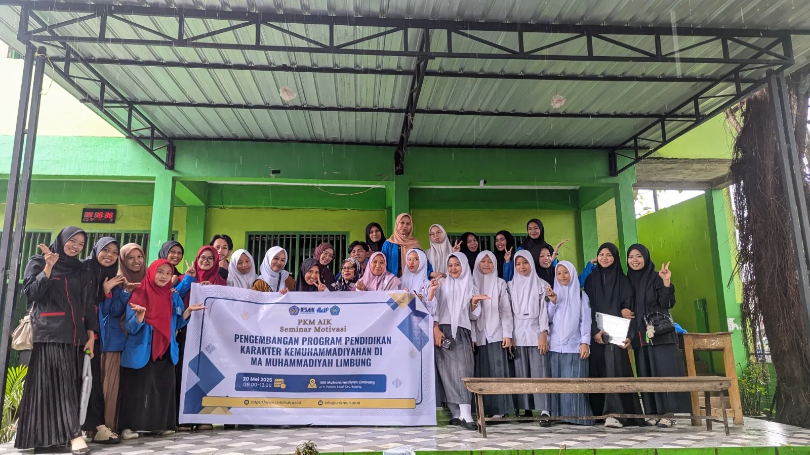 Mahasiswa Pendidikan Matematika FKIP Unismuh Tanamkan Nilai Karakter Kemuhammadiyahan di MA Limbung