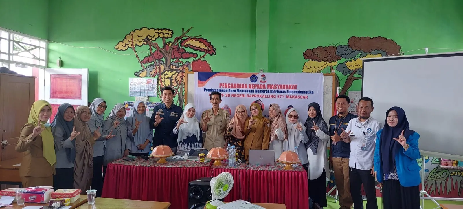 Dosen Unismuh Gelar PKM Pelatihan Numerasi Berbasis Etnomatematika di SDN 67 Rappokalling